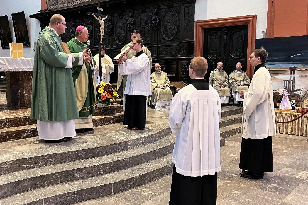 Basilika Prüm, Messe 1.2.26