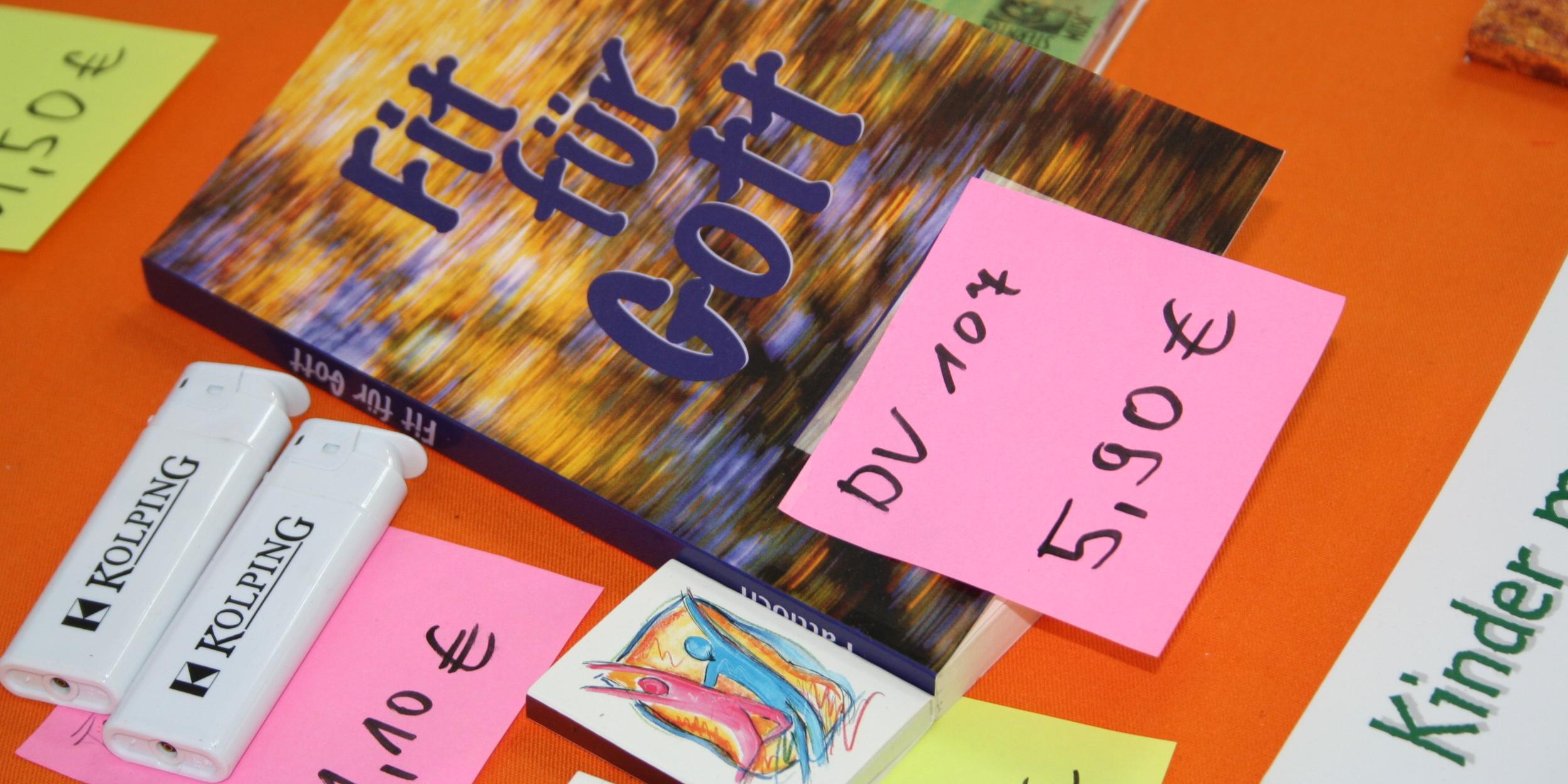 Verkaufsstand Bild (c) Bernhard Riedl In: Pfarrbriefservice.de Verkaufsstand Bild